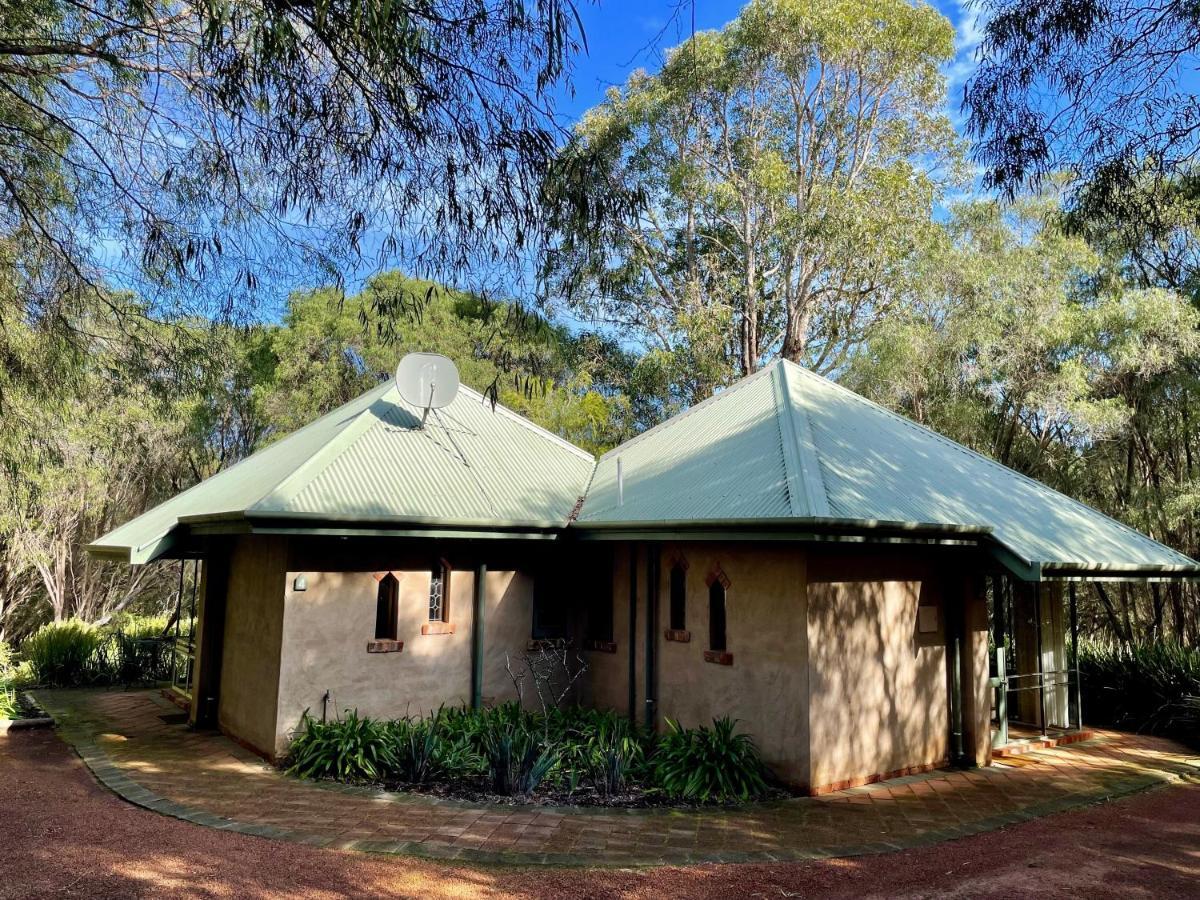 Waterfall Cottages Margaret River Esterno foto